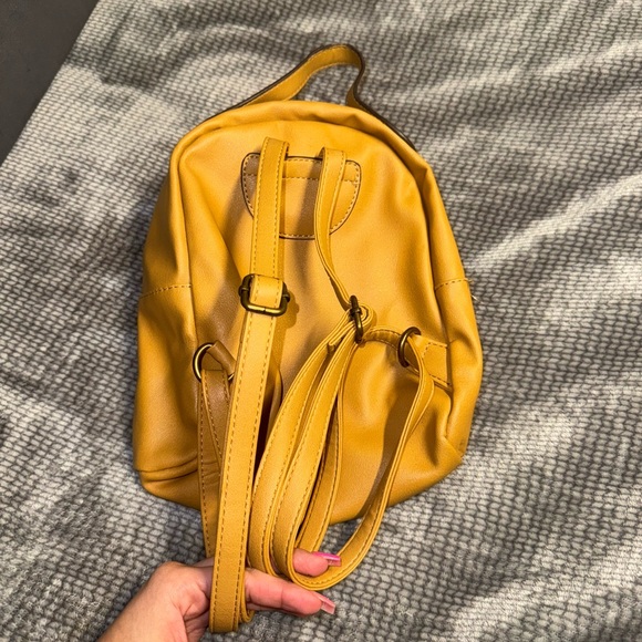 Mini backpack - Picture 2 of 4